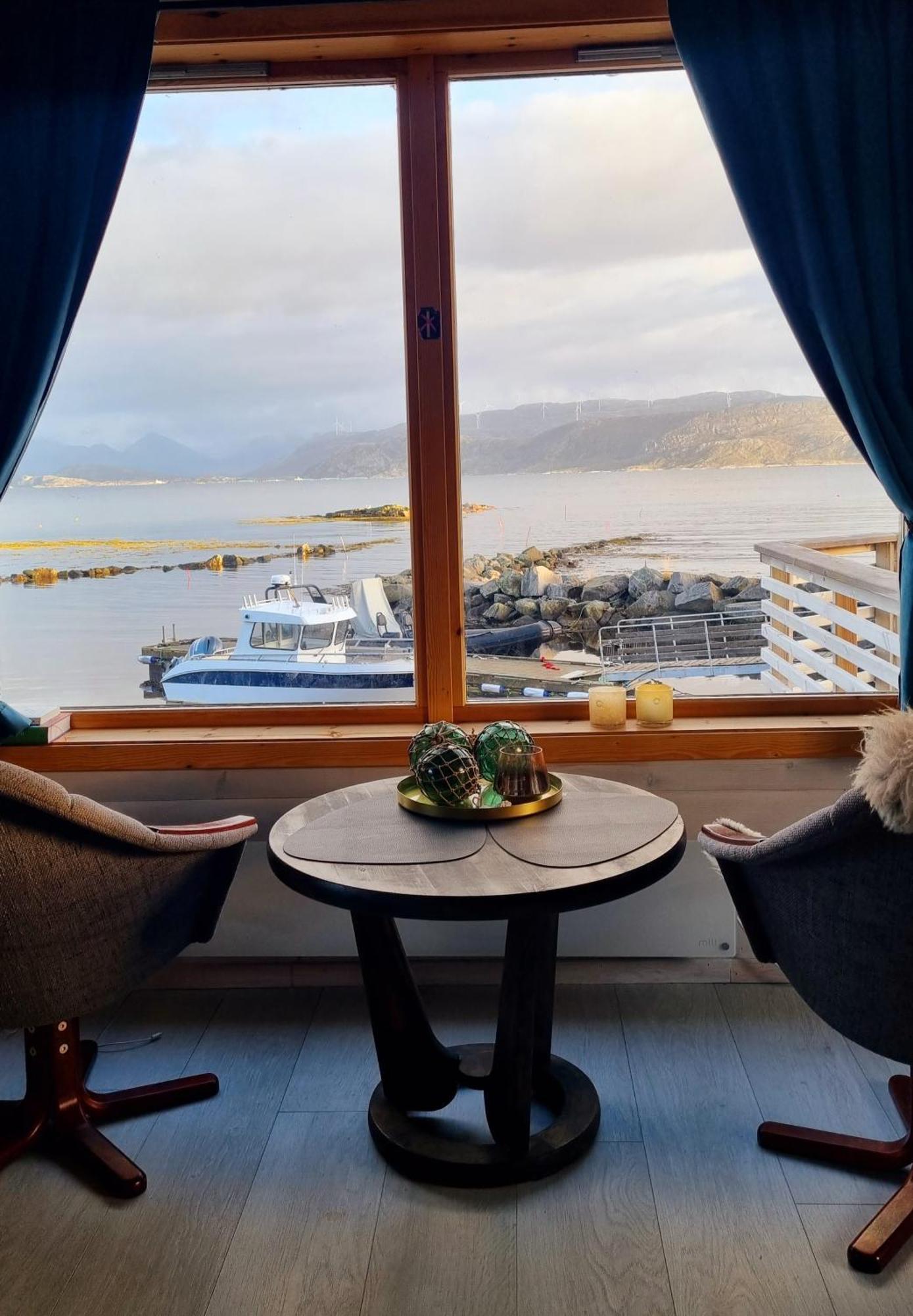 Laukvik Senja Hotel Botnhamn Eksteriør billede