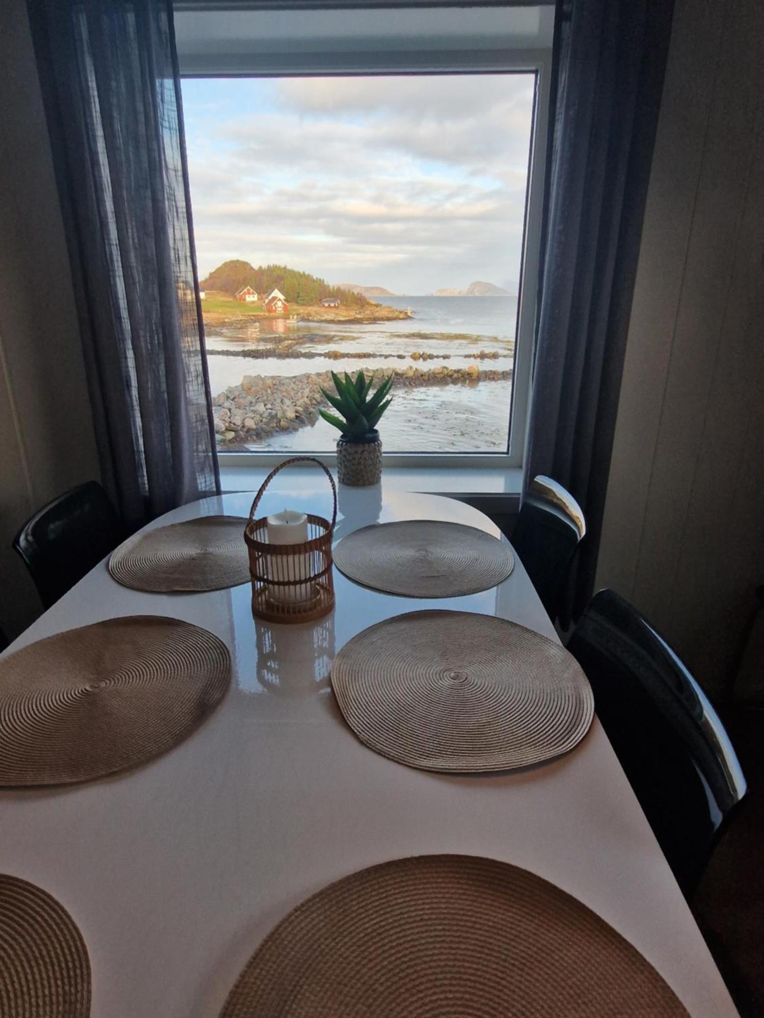 Laukvik Senja Hotel Botnhamn Eksteriør billede